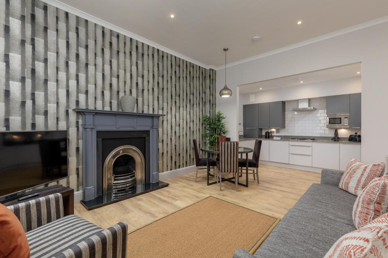 Destiny Scotland - Princes Street Residence เอดินบะระ ภายนอก รูปภาพ