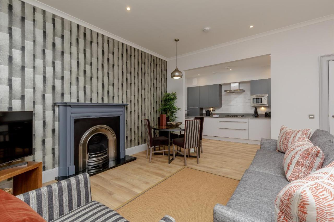 Destiny Scotland - Princes Street Residence เอดินบะระ ภายนอก รูปภาพ