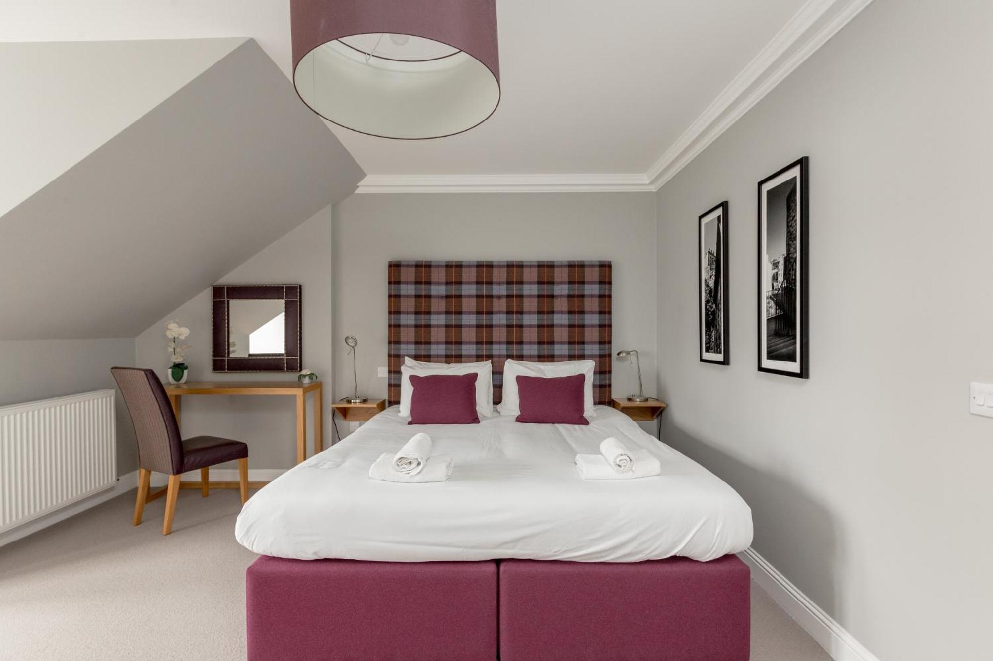 Destiny Scotland - Princes Street Residence เอดินบะระ ภายนอก รูปภาพ