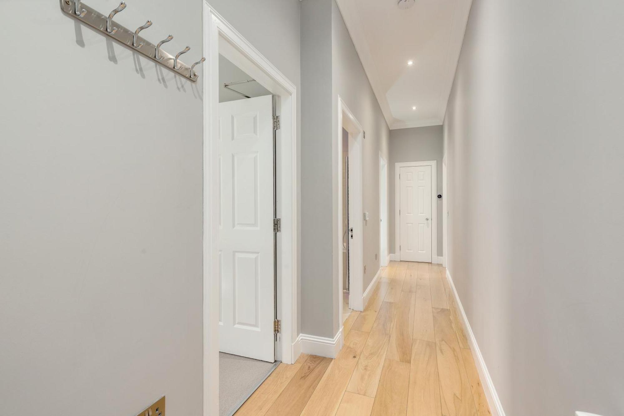 Destiny Scotland - Princes Street Residence เอดินบะระ ภายนอก รูปภาพ